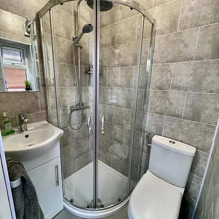 Lovely Double With En And Separate Private Entrance Maison d'hôtes